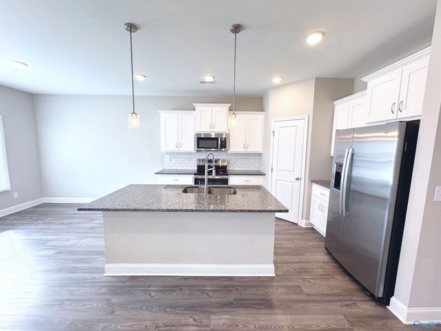 27306 Barksdale Road, Athens, AL 35613