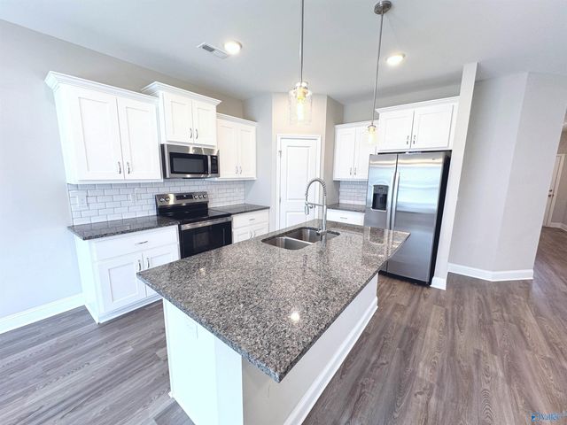 27306 Barksdale Road, Athens, AL 35613