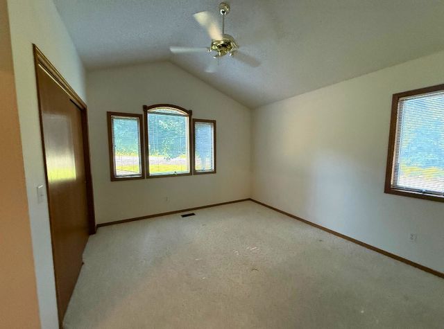 1 Kelaen Circle, Bella Vista, AR 72715