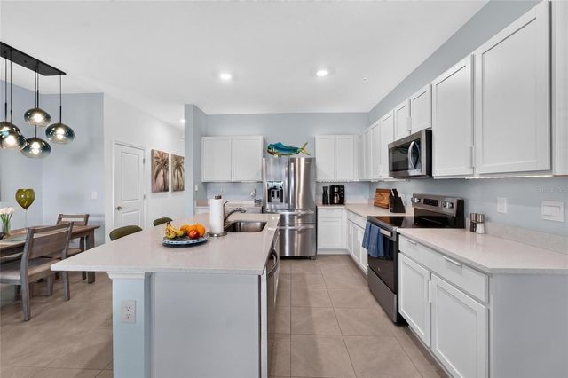 472 MANGROVE SHADE CIRCLE, Apollo Beach, FL 33572