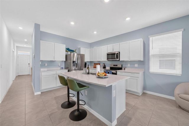 472 MANGROVE SHADE CIRCLE, Apollo Beach, FL 33572
