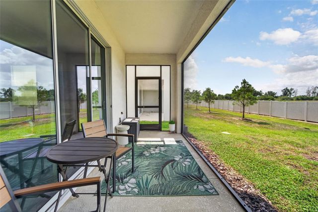 472 MANGROVE SHADE CIRCLE, Apollo Beach, FL 33572