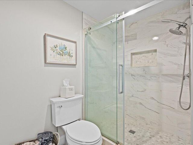237 W MOCCASIN Trail W, Jupiter, FL 33458
