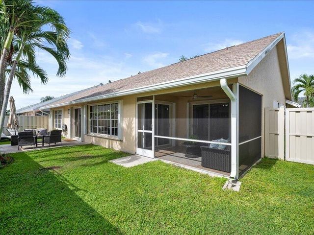 237 W MOCCASIN Trail W, Jupiter, FL 33458