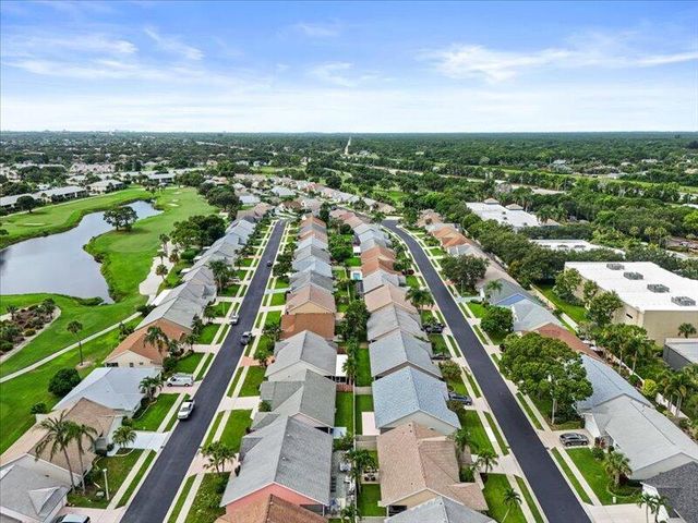 237 W MOCCASIN Trail W, Jupiter, FL 33458