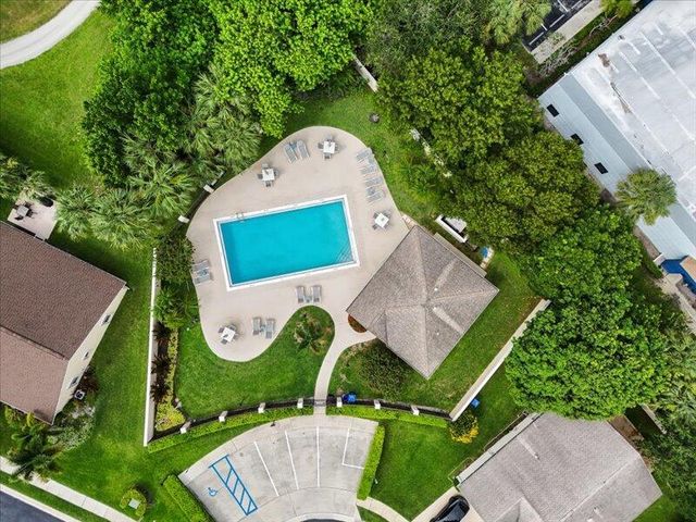 237 W MOCCASIN Trail W, Jupiter, FL 33458