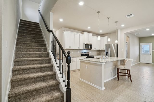 7615 Champion Creek, San Antonio, TX 78252