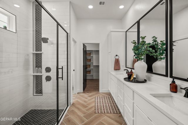 645 Paseo Campanero Street, Horizon City, TX 79928