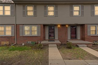 24762 Bashian Drive, Novi, MI 48375