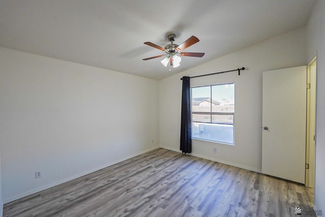 9458 E Wagon Wheel Dr, Yuma, AZ 85365