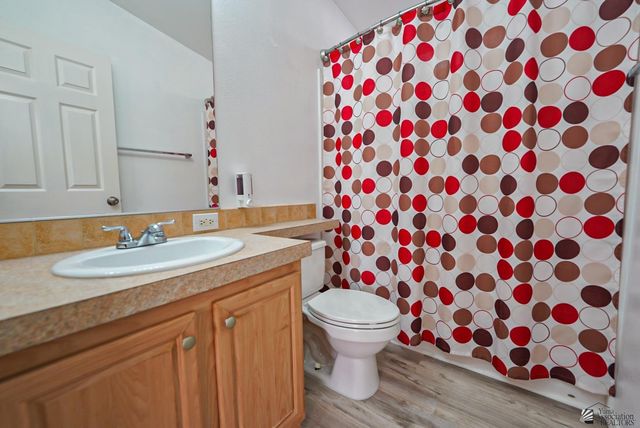 9458 E Wagon Wheel Dr, Yuma, AZ 85365