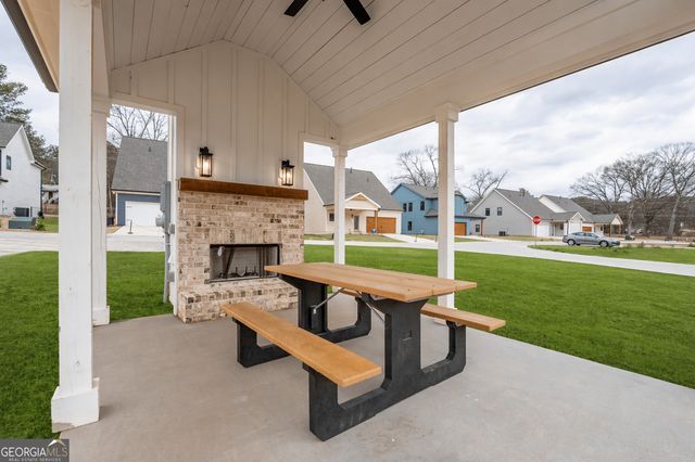 38 Puckett Road SE, Emerson, GA 30137