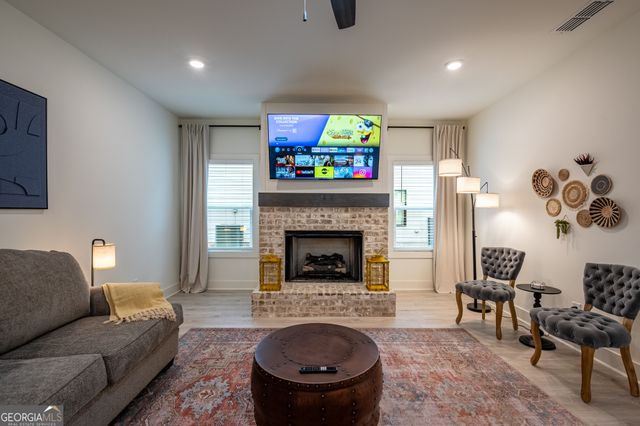 38 Puckett Road SE, Emerson, GA 30137