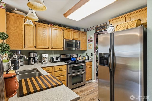 1710 SE 23rd Court, Puyallup, WA 98374