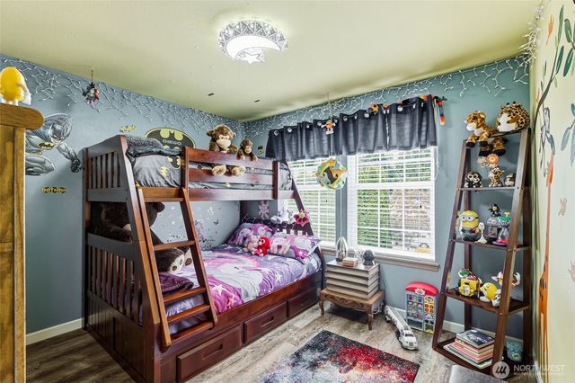 1710 SE 23rd Court, Puyallup, WA 98374