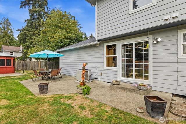 1710 SE 23rd Court, Puyallup, WA 98374