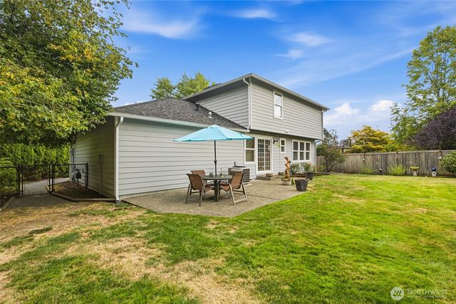 1710 SE 23rd Court, Puyallup, WA 98374