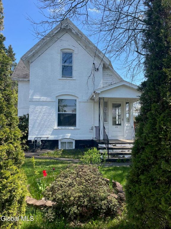 24 Elmwood Avenue, Johnstown, NY 12078
