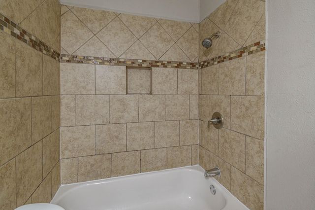 7135 Kings Drive, Baytown, TX 77521