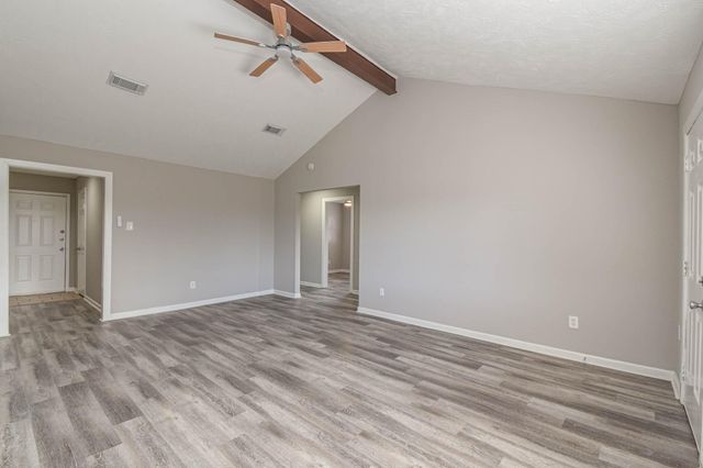 7135 Kings Drive, Baytown, TX 77521