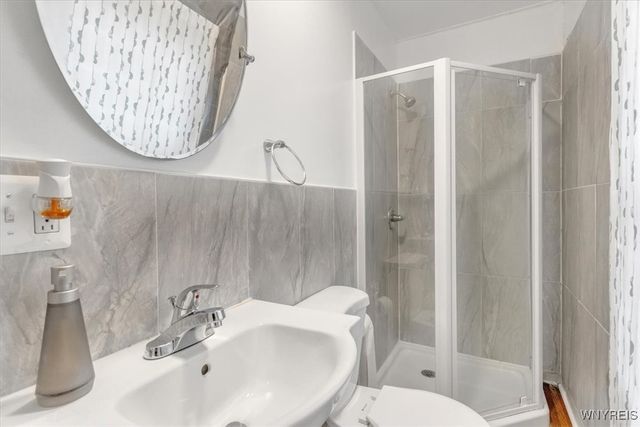 228 Highgate Avenue, Buffalo, NY 14215