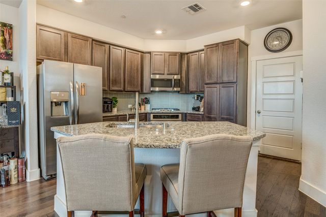 2412 Magalia Lane, Lewisville, TX 75056