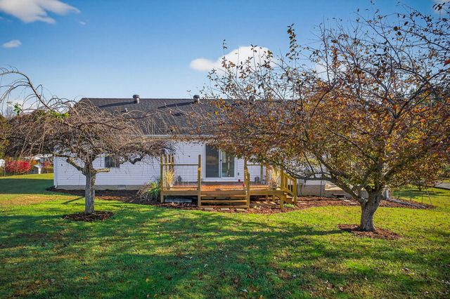 119 Tanglewood Dr, Rock Island, TN 38581