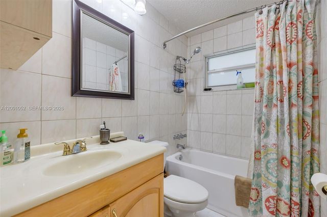 7301 NW 57th Pl, Tamarac, FL 33321