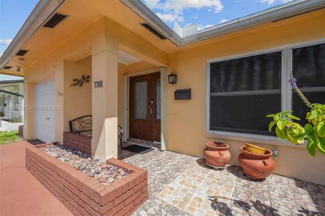 7301 NW 57th Pl, Tamarac, FL 33321