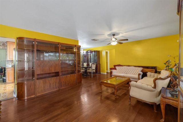 7301 NW 57th Pl, Tamarac, FL 33321