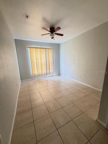 1302 HIGH HAMMOCK DRIVE 105, Tampa, FL 33619