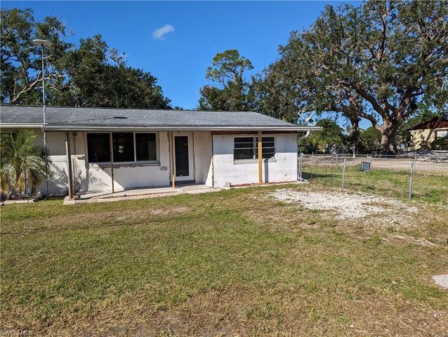 1802 Atlantic AVE, North Fort Myers, FL 33903