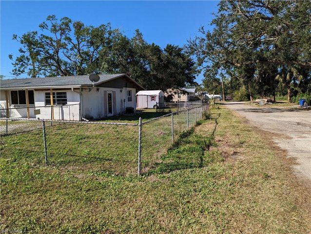 1802 Atlantic AVE, North Fort Myers, FL 33903