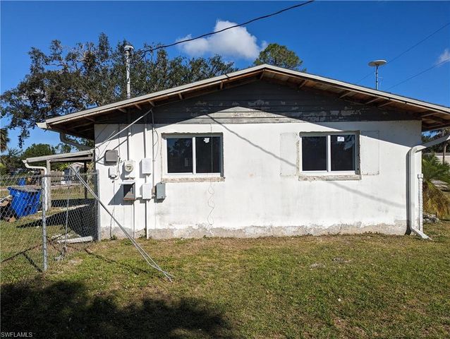 1802 Atlantic AVE, North Fort Myers, FL 33903