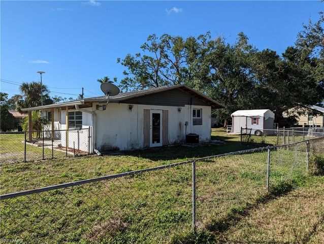 1802 Atlantic AVE, North Fort Myers, FL 33903