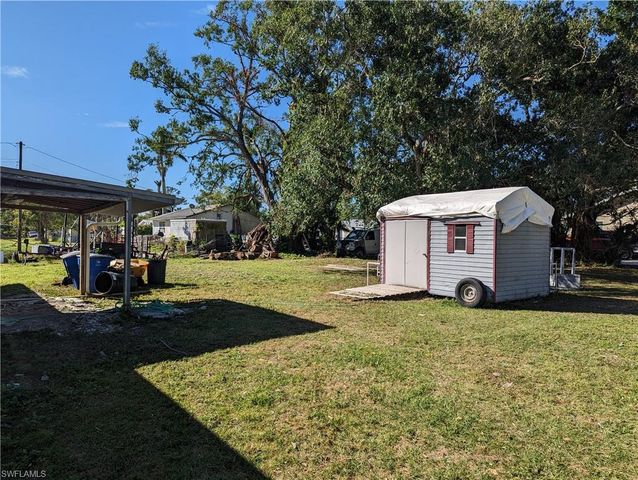 1802 Atlantic AVE, North Fort Myers, FL 33903