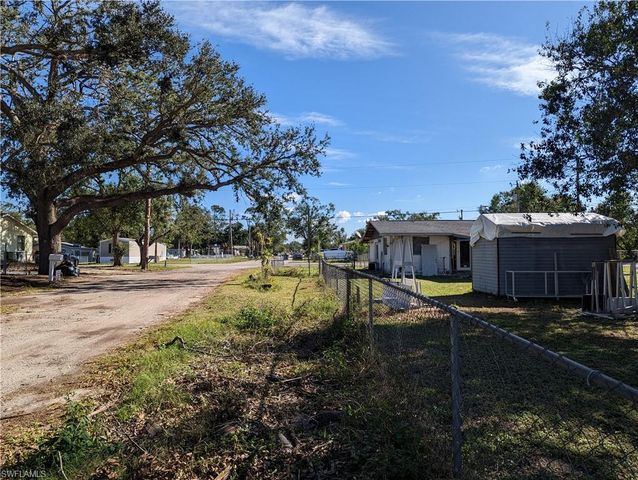 1802 Atlantic AVE, North Fort Myers, FL 33903