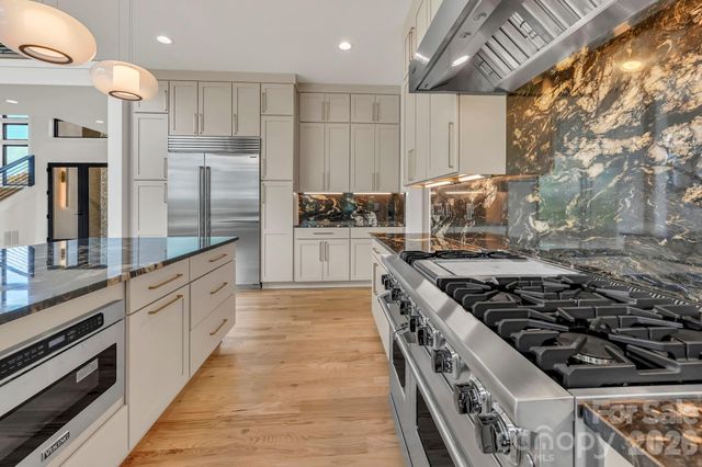227 Pisgah Ridge Trail, Mills River, NC 28759