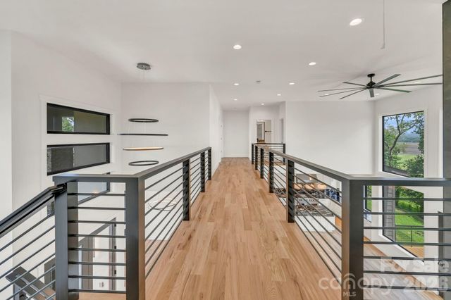 227 Pisgah Ridge Trail, Mills River, NC 28759