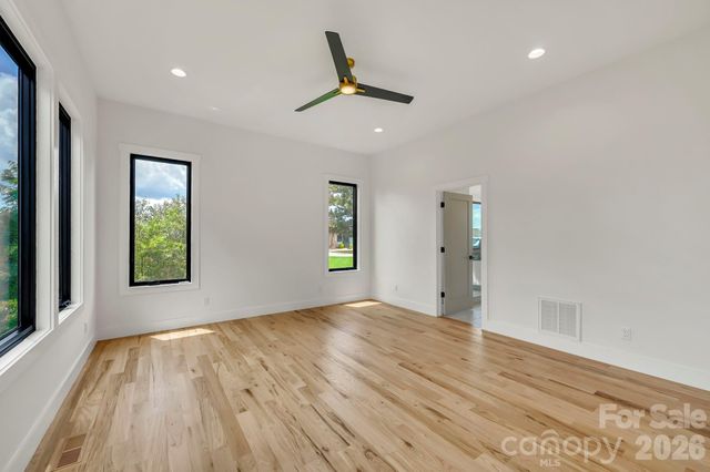 227 Pisgah Ridge Trail, Mills River, NC 28759