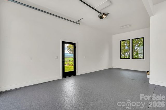 227 Pisgah Ridge Trail, Mills River, NC 28759