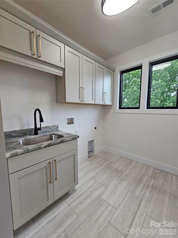 227 Pisgah Ridge Trail, Mills River, NC 28759