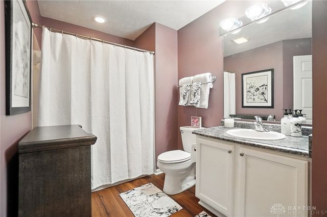 184 Edinburgh Village Drive, Dayton, OH 45458