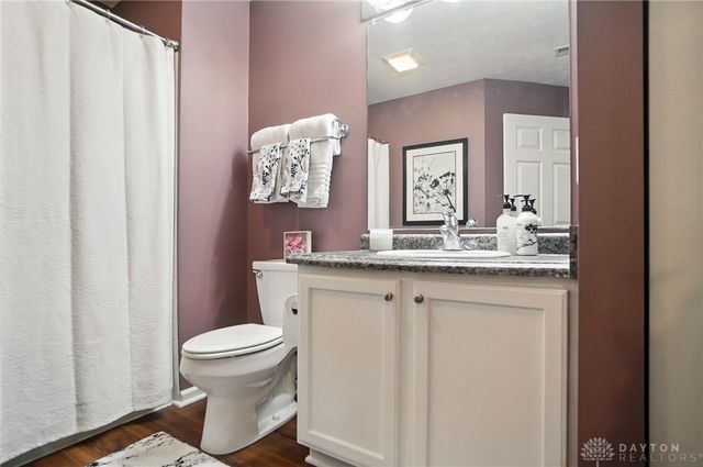 184 Edinburgh Village Drive, Dayton, OH 45458