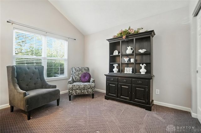 184 Edinburgh Village Drive, Dayton, OH 45458