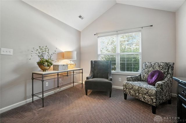 184 Edinburgh Village Drive, Dayton, OH 45458