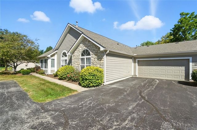 184 Edinburgh Village Drive, Dayton, OH 45458