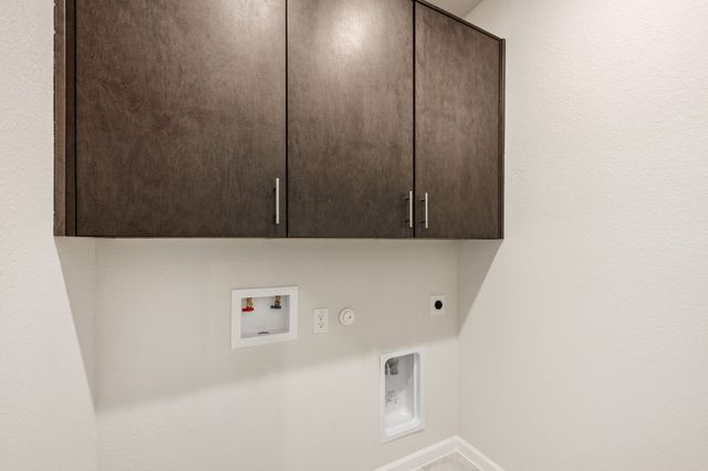 2814 Ocean Drive, Lancaster, TX 75146