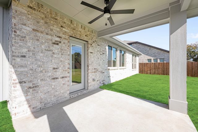 2814 Ocean Drive, Lancaster, TX 75146
