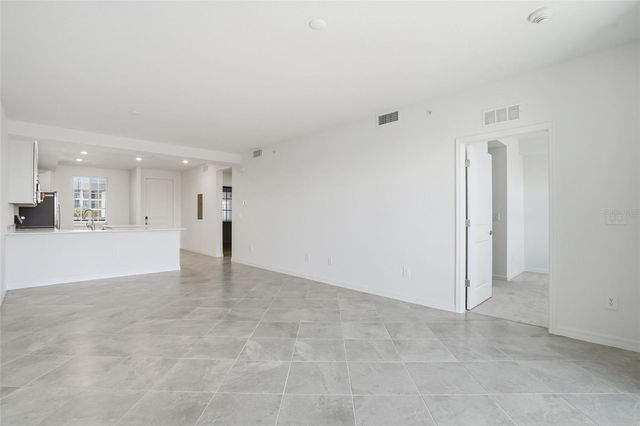 17560 OPAL SAND DRIVE 105, Venice, FL 34293